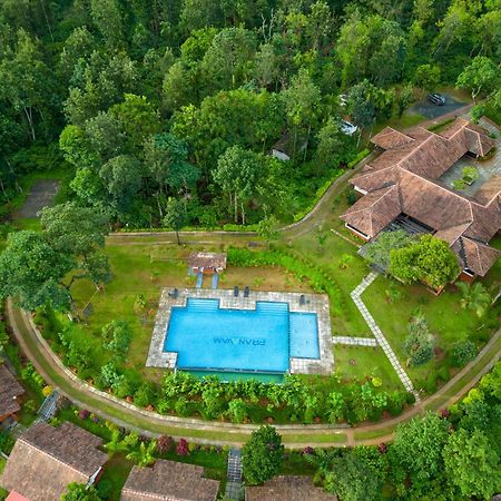 Pranavam Resort & Spa Tariyod Exterior photo
