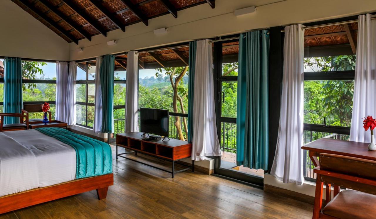 Pranavam Resort & Spa Tariyod Exterior photo